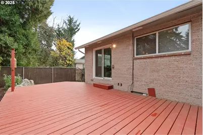 2746 Harlow Rd, Eugene, OR 97401 - Photo 21