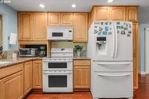 35205 Aubuchon Dr, Saint Helens, OR 97051 - Photo 11