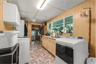 35205 Aubuchon Dr, Saint Helens, OR 97051 - Photo 21