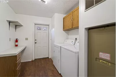 1145 SW Cypress St #8, McMinnville, OR 97128 - Photo 15