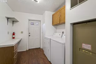 1145 SW Cypress St, McMinnville, OR 97128 - Photo 15