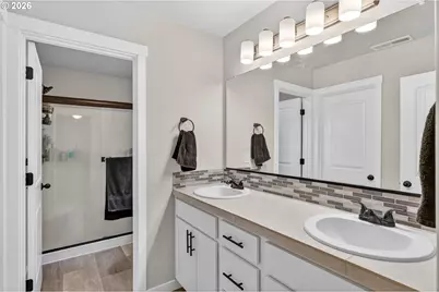 1521 S Camille Pl, Newberg, OR 97132 - Photo 9