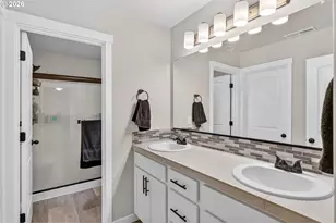 1521 S Camille Pl, Newberg, OR 97132 - Photo 9