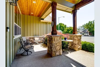 1697 NW Emerson Ct, McMinnville, OR 97128 - Photo 3