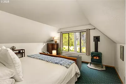 49198 McKenzie Hwy, Vida, OR 97488 - Photo 25