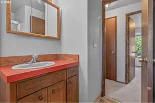 10036 SW 50th Ave, Portland, OR 97219 - Photo 29