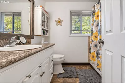 480 NE 18th St, Gresham, OR 97030 - Photo 43