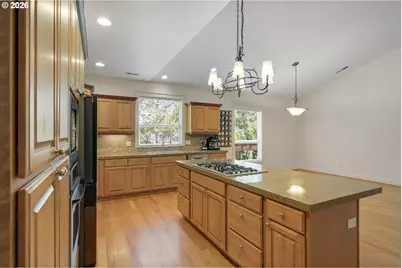 12015 NW 8th Ave, Vancouver, WA 98685 - Photo 7