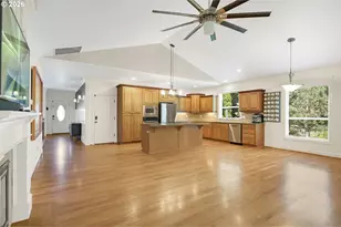 12015 NW 8th Ave, Vancouver, WA 98685 - Photo 5