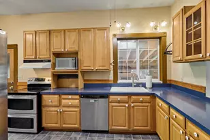 795 Corby St, Woodburn, OR 97071 - Photo 9