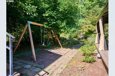 795 Corby St, Woodburn, OR 97071 - Photo 37