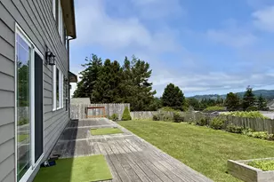 2125 Pine St, North Bend, OR 97459 - Photo 47