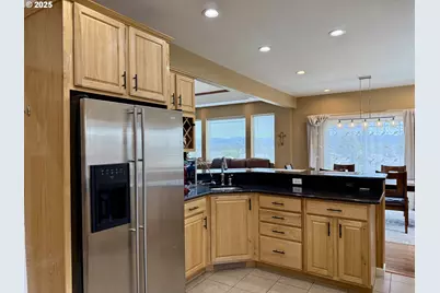 2125 Pine St, North Bend, OR 97459 - Photo 21