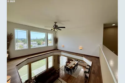 2125 Pine St, North Bend, OR 97459 - Photo 23