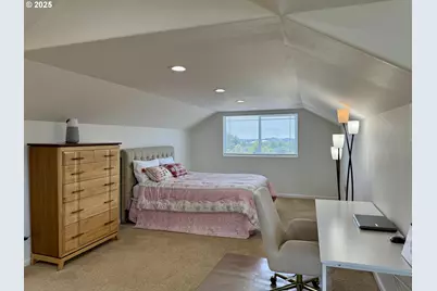 2125 Pine St, North Bend, OR 97459 - Photo 37