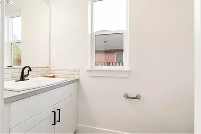 31020 NW Kaybern St, North Plains, OR 97133 - Photo 17