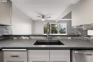 56 Galen St, Lake Oswego, OR 97035 - Photo 23