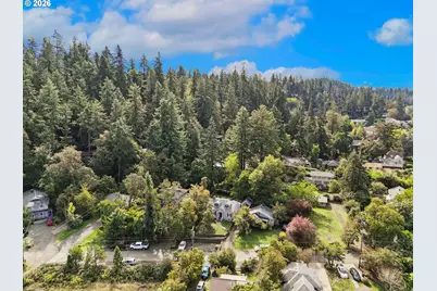 2260 E 15th Ave, Eugene, OR 97403 - Photo 43