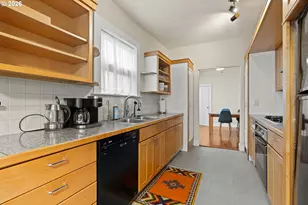 1552 N Prescott St, Portland, OR 97217 - Photo 11