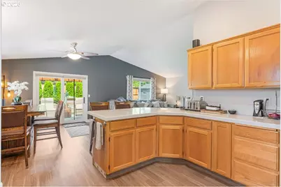 8212 NE Snowberry Loop, Vancouver, WA 98664 - Photo 11