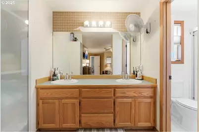 8212 NE Snowberry Loop, Vancouver, WA 98664 - Photo 15