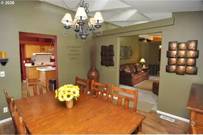 18004 S Wesley Ln, Oregon City, OR 97045 - Photo 11