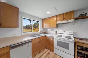 96093 Sun Lake Ln, Lakeside, OR 97449 - Photo 23