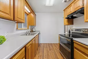 1532 Johnson St, North Bend, OR 97459 - Photo 13