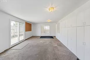 1532 Johnson St, North Bend, OR 97459 - Photo 29