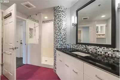 1132 SW 19th Ave #709, Portland, OR 97205 - Photo 17