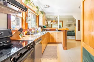 14 NW Lakeside Dr, Cascade Locks, OR 97014 - Photo 7