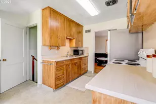 1206 Blakely Way, The Dalles, OR 97058 - Photo 11