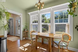 817 W Old Melrose Rd, Roseburg, OR 97471 - Photo 9
