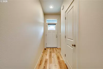 5905 NE 56th Cir, Vancouver, WA 98661 - Photo 3