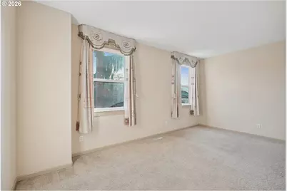 13296 SE Normandy Dr, Clackamas, OR 97015 - Photo 11