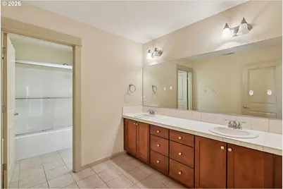 13296 SE Normandy Dr, Clackamas, OR 97015 - Photo 21