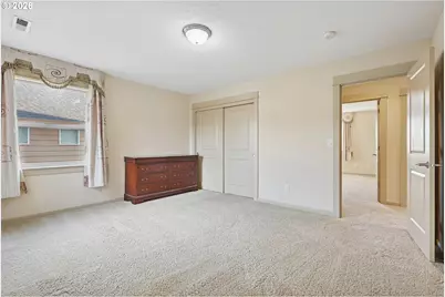 13296 SE Normandy Dr, Clackamas, OR 97015 - Photo 19