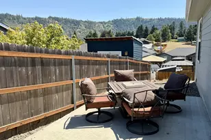 675 SE Brush Ct, Winston, OR 97496 - Photo 25