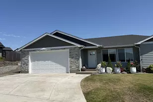 675 SE Brush Ct, Winston, OR 97496 - Photo 29