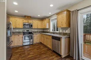 881 Limelight Ave NW, Salem, OR 97304 - Photo 11