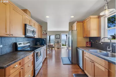 8580 Bayfront Ln, Bay City, OR 97107 - Photo 11