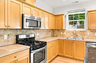 29241 SW Orleans Ave, Wilsonville, OR 97070 - Photo 15