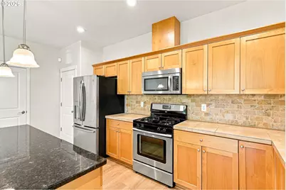 29241 SW Orleans Ave, Wilsonville, OR 97070 - Photo 13