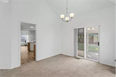 1712 SE Solomon Loop, Vancouver, WA 98683 - Photo 7