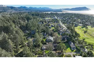 641 6th St, Gearhart, OR 97138 - Photo 45