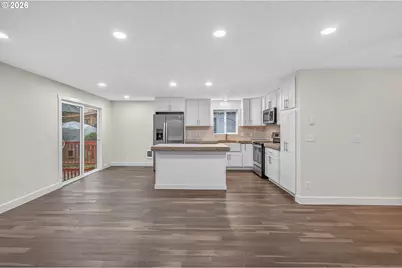 271 Tualatin St, Saint Helens, OR 97051 - Photo 13