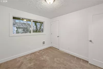 271 Tualatin St, Saint Helens, OR 97051 - Photo 25