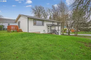 271 Tualatin St, Saint Helens, OR 97051 - Photo 3