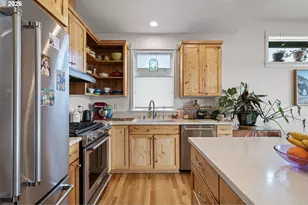 530 Sunridge Ln, Lowell, OR 97452 - Photo 5