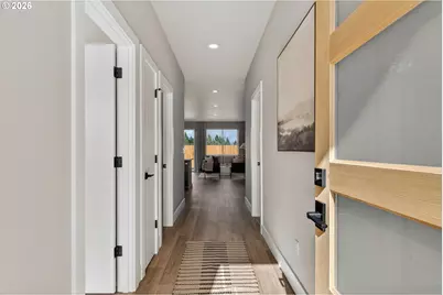 730 SE 34th St, Battle Ground, WA 98604 - Photo 3